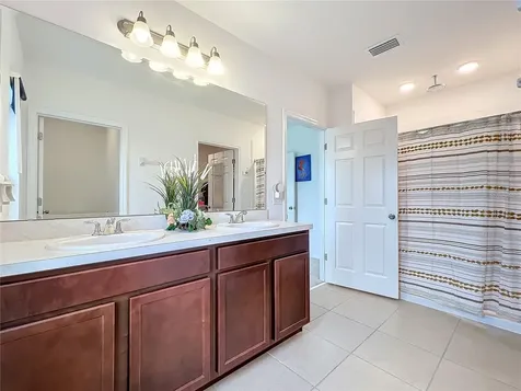 181 Luxmore Road Groveland FL 34736