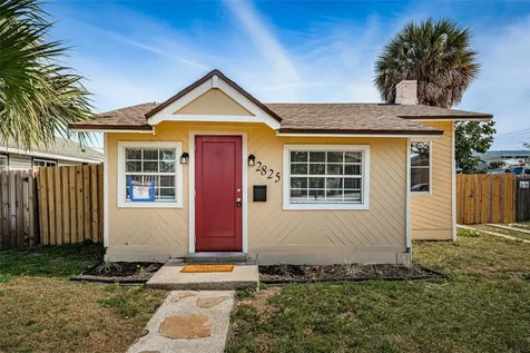2825 24th Street N St Petersburg FL 33713