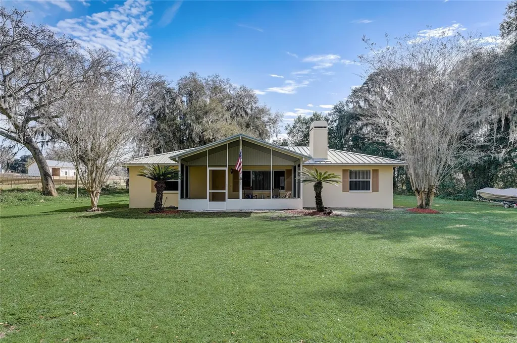18316 Townsend House Road Dade City FL 33523