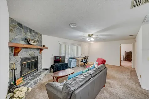 18316 Townsend House Road Dade City FL 33523