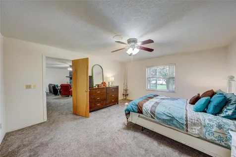 18316 Townsend House Road Dade City FL 33523