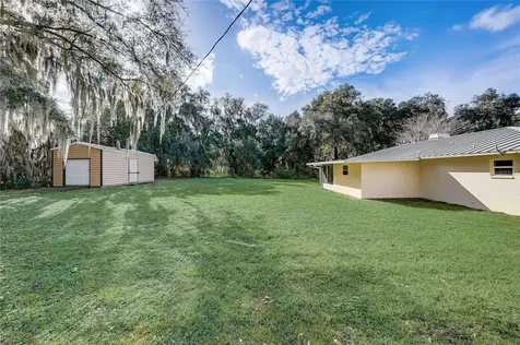 18316 Townsend House Road Dade City FL 33523
