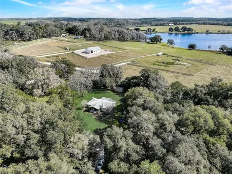 18316 Townsend House Road Dade City FL 33523