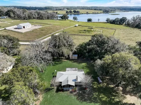 18316 Townsend House Road Dade City FL 33523