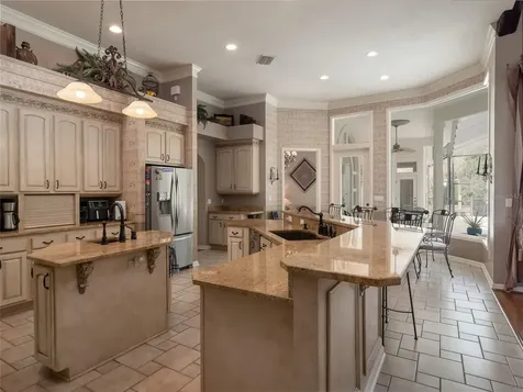 5229 NW 67 Street Gainesville FL 32653