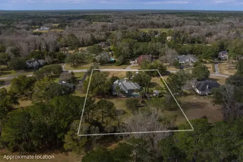 5229 NW 67 Street Gainesville FL 32653