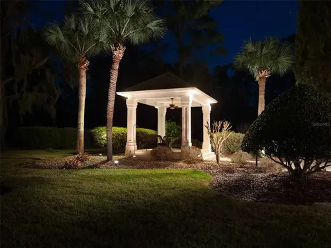 5229 NW 67 Street Gainesville FL 32653