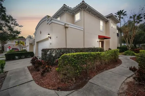 106 Valencia Circle St Petersburg FL 33716