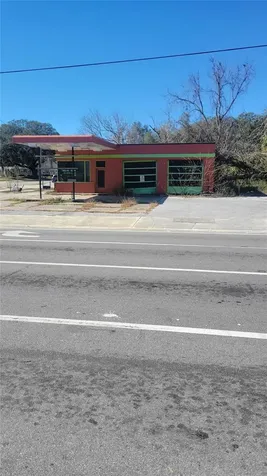 10 NW 250th Street Newberry FL 32669