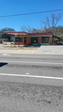 10 NW 250th Street Newberry FL 32669