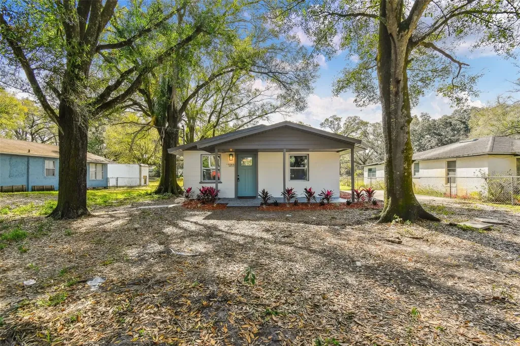 7213 Westinghouse Avenue Tampa FL 33619