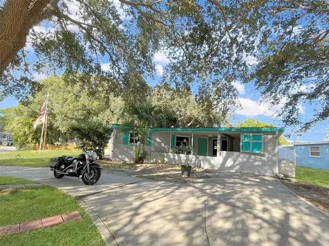 8391 95th Avenue Seminole FL 33777