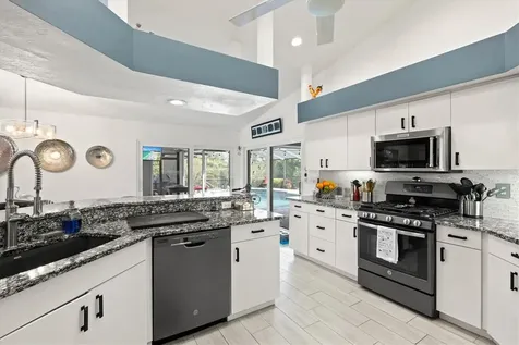1174 Sorrento Woods Boulevard Nokomis FL 34275