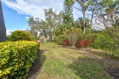 1174 Sorrento Woods Boulevard Nokomis FL 34275