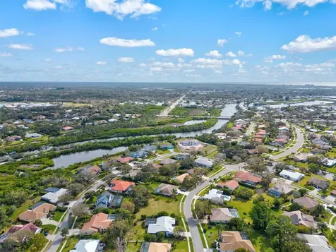 1174 Sorrento Woods Boulevard Nokomis FL 34275