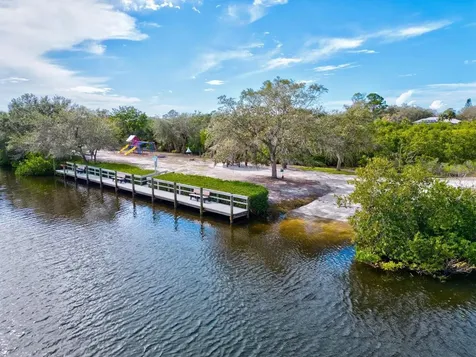 1174 Sorrento Woods Boulevard Nokomis FL 34275