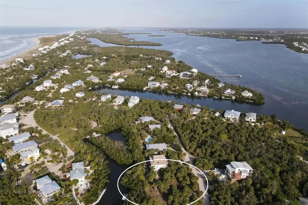 21 Bayshore Circle Placida FL 33946