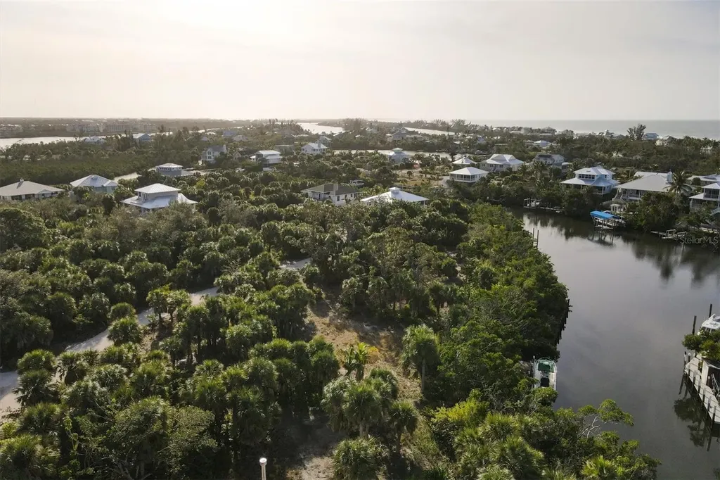 21 Bayshore Circle Placida FL 33946