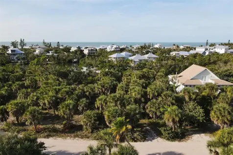 21 Bayshore Circle Placida FL 33946