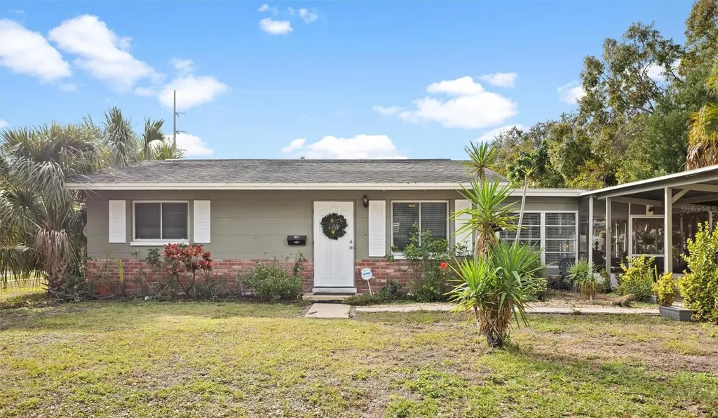 510 72nd Avenue N St Petersburg FL 33702