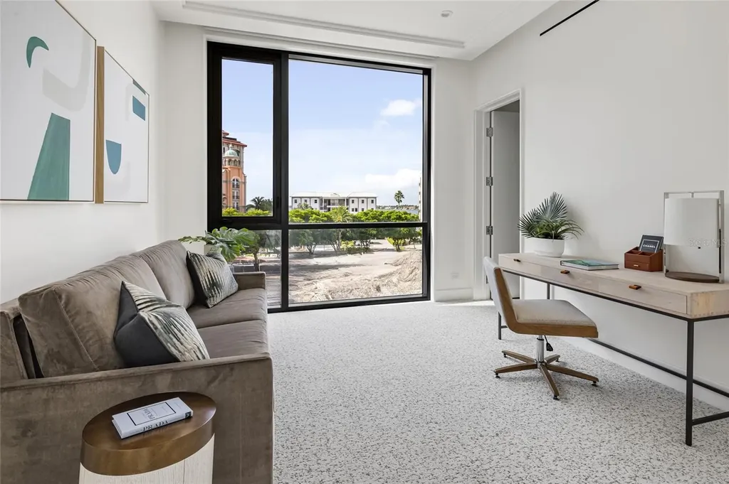 509 Golden Gate Point Sarasota FL 34236