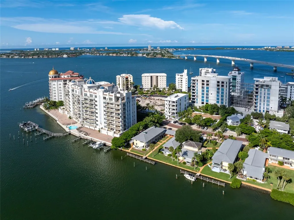 509 Golden Gate Point Sarasota FL 34236