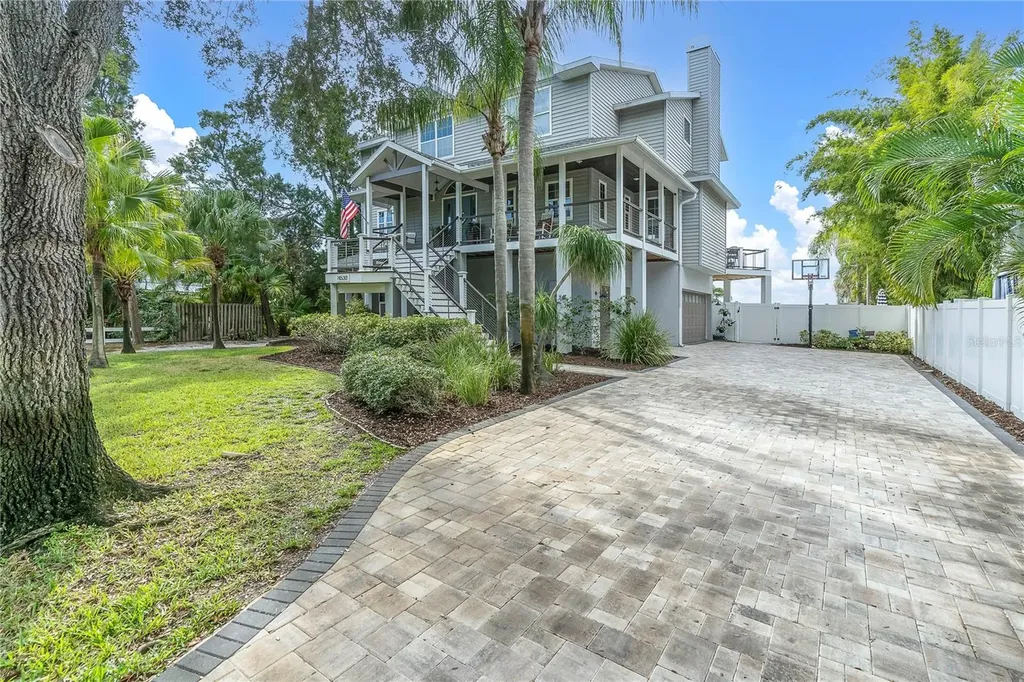14530 90th Avenue Seminole FL 33776