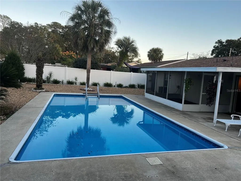 5121 SE 107th Street Belleview FL 34420