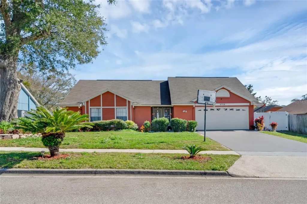 2713 Foxwood Court Orlando FL 32818