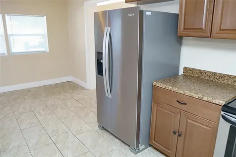2500 Carver Avenue Orlando FL 32810