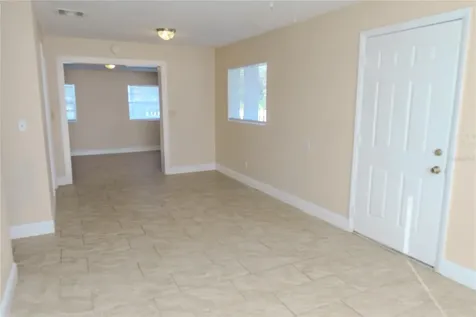 2500 Carver Avenue Orlando FL 32810