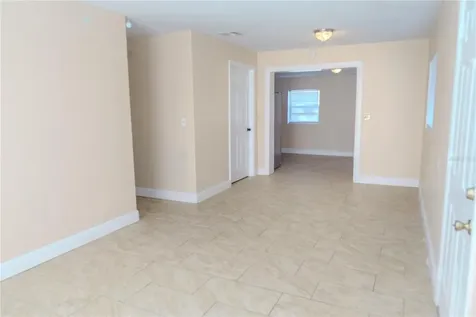2500 Carver Avenue Orlando FL 32810