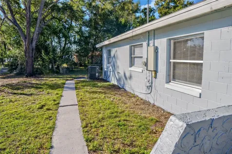 2500 Carver Avenue Orlando FL 32810