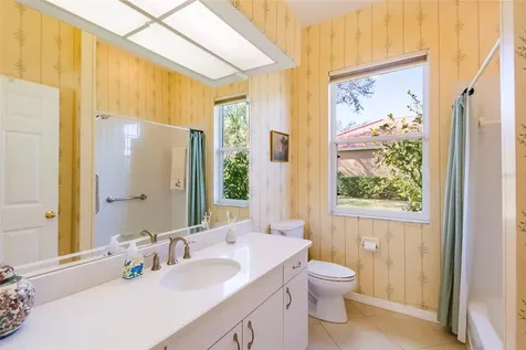 6586 Taeda Drive Sarasota FL 34241