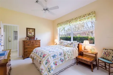 6586 Taeda Drive Sarasota FL 34241