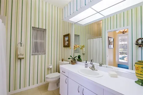 6586 Taeda Drive Sarasota FL 34241