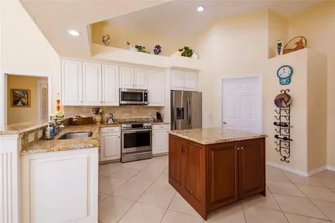 6586 Taeda Drive Sarasota FL 34241