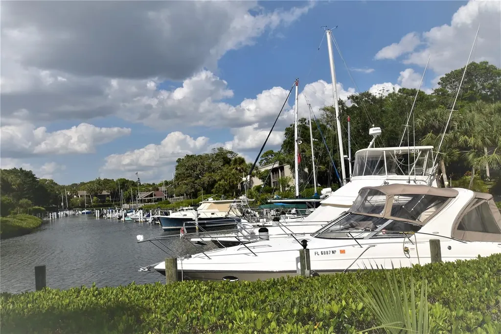 1601 Bayhouse Point Drive Sarasota FL 34231