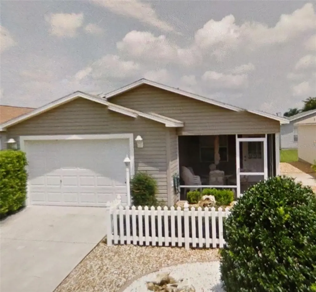 2091 Thornton Terrace The Villages FL 32162