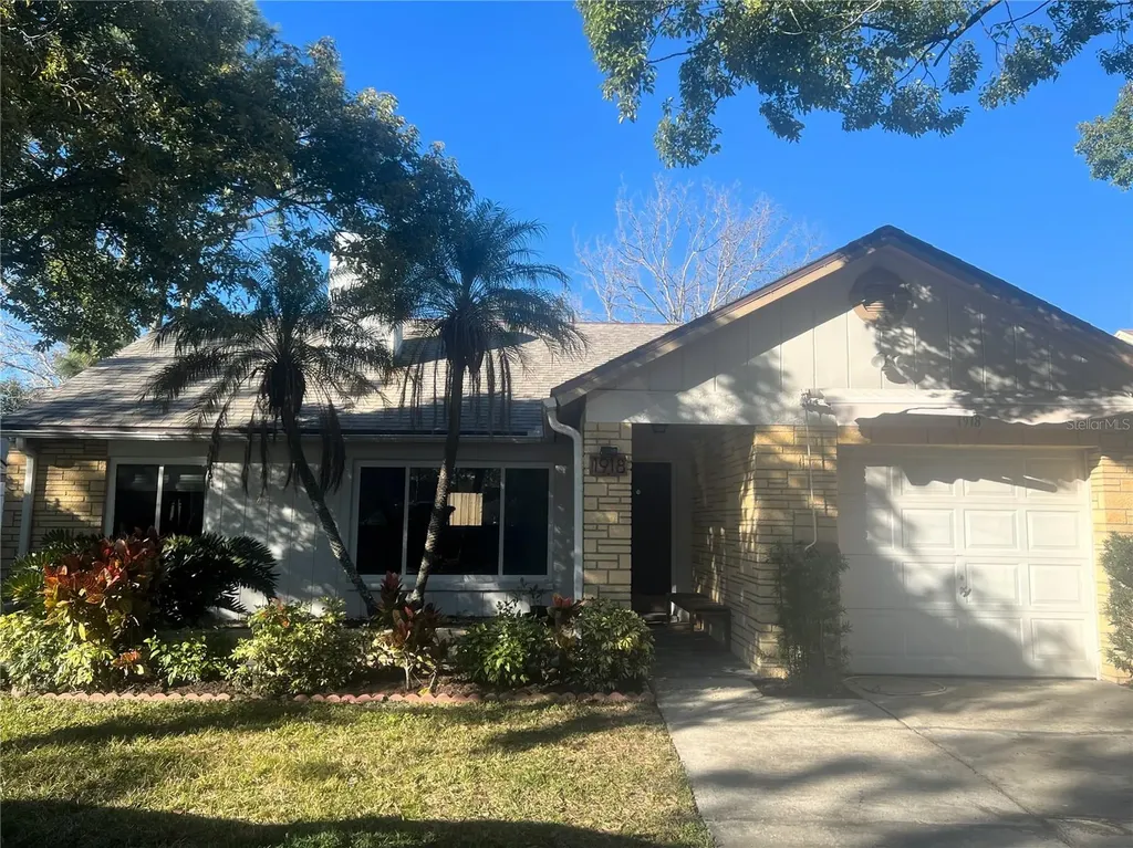 1918 Sheffield Court Oldsmar FL 34677