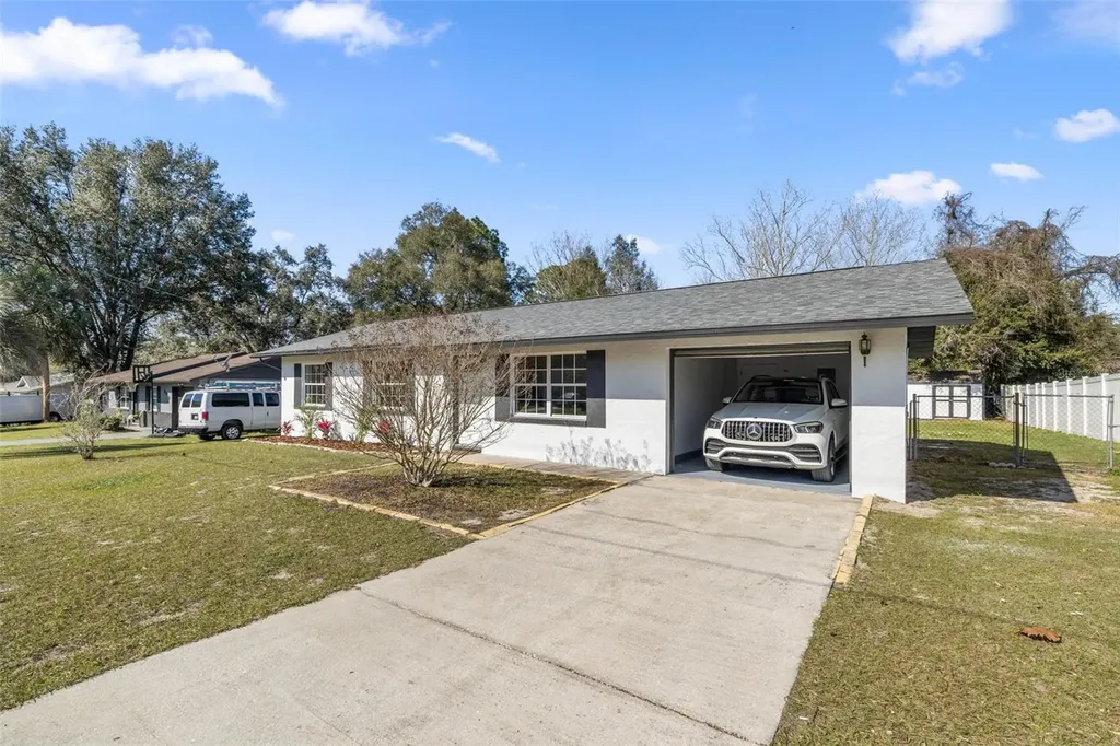 2665 NE 43rd Place Ocala FL 34479