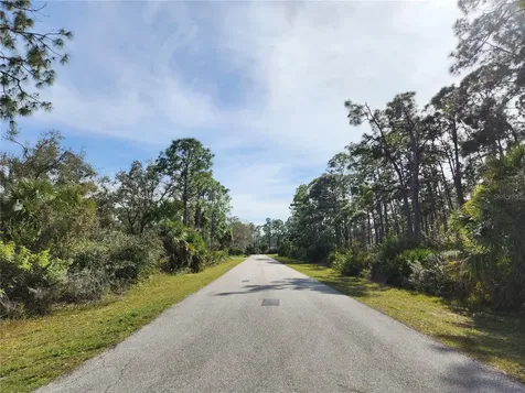 18319 Elgin Avenue Port Charlotte FL 33948