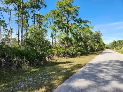 18319 Elgin Avenue Port Charlotte FL 33948