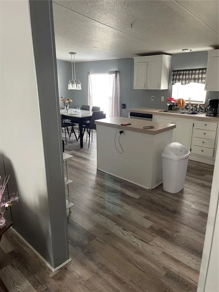 50989 Highway 27 Davenport FL 33897