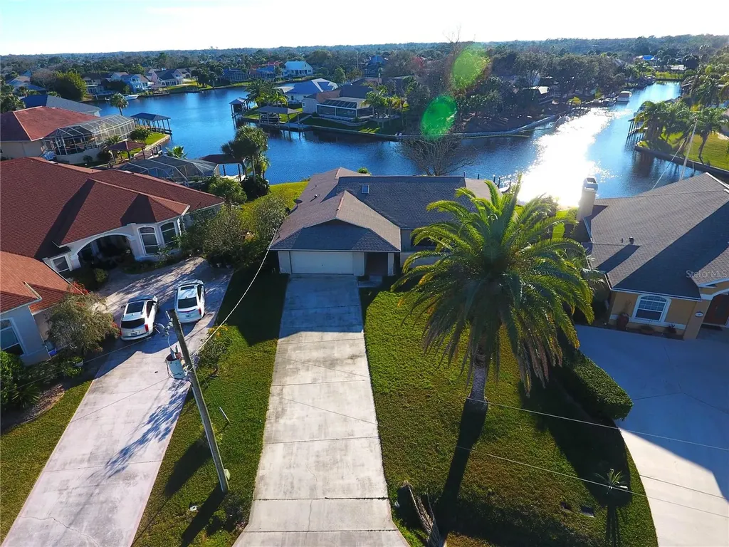 13 Collington Court Palm Coast FL 32137