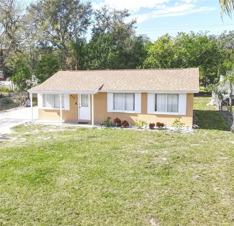 910 27th Street Court E. Bradenton FL 34208