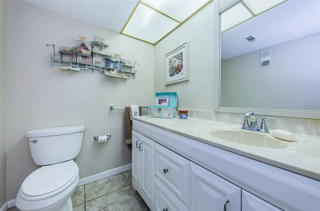 101 Mariner Drive Tarpon Springs FL 34689