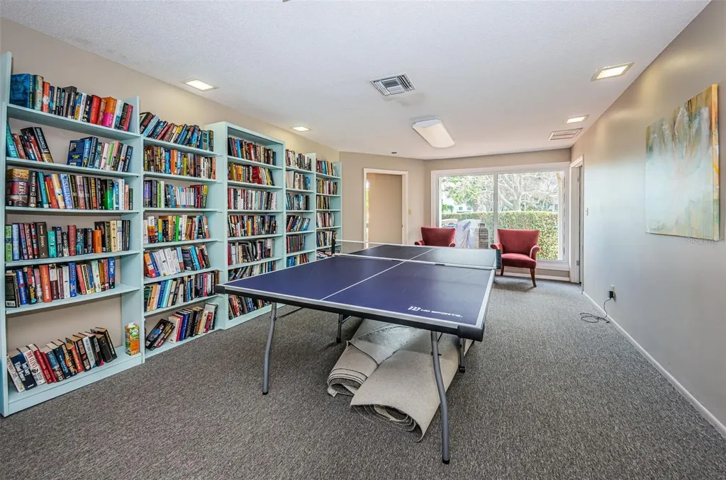101 Mariner Drive Tarpon Springs FL 34689
