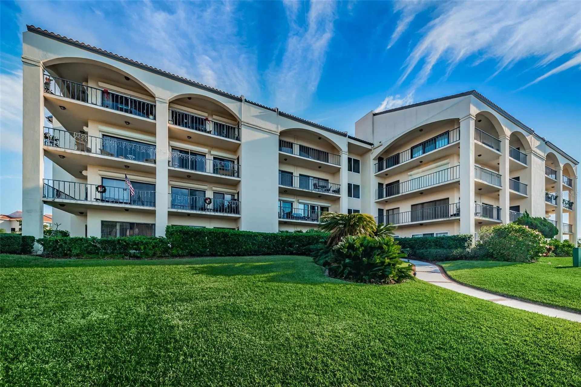101 Mariner Drive Tarpon Springs FL 34689