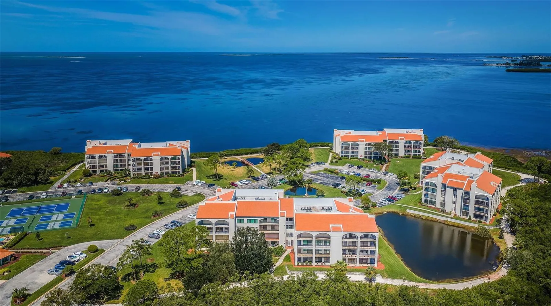 101 Mariner Drive Tarpon Springs FL 34689